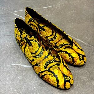 Versace Black & Gold Loafers Size 37